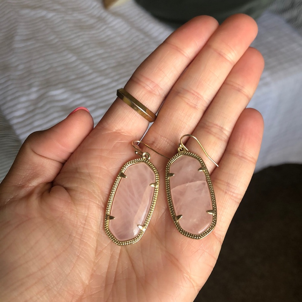 Elle Kendra Scott Earrings